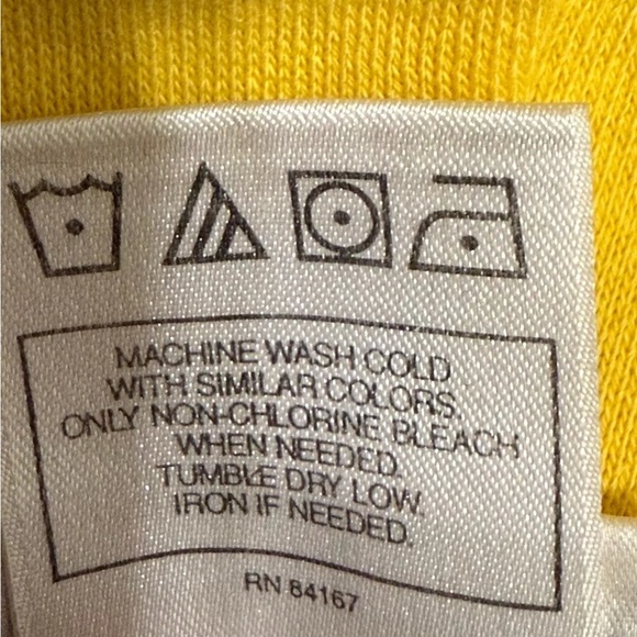 VINTAGE Walt Disney World Mickey Mouse Yellow bomber jacket Size XL‎ Extra Large - Picture 6 of 7